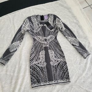 Bardot Black & White Long Sleeve Patterned Bodycon Dress